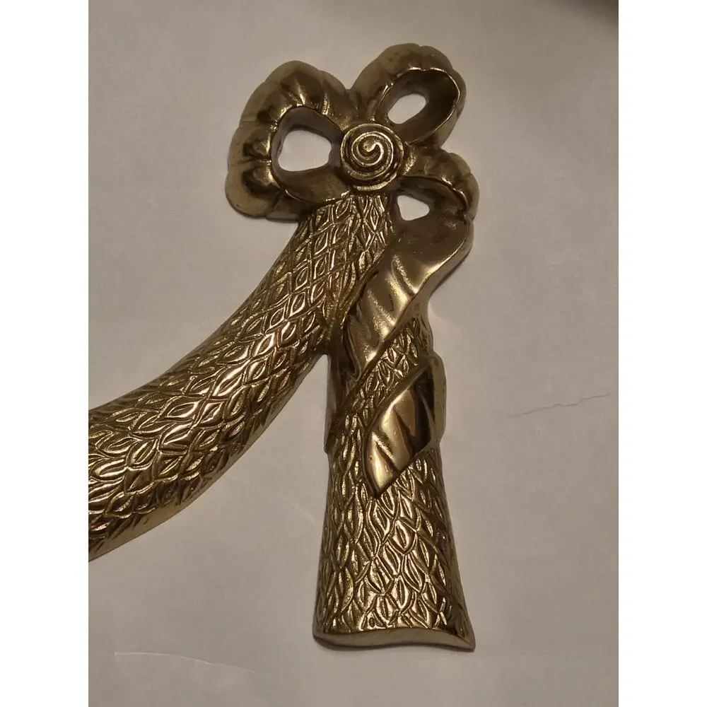 Vintage Solid Brass Wall Hanging Hollywood Regency Ribbon and Bow Swag Design